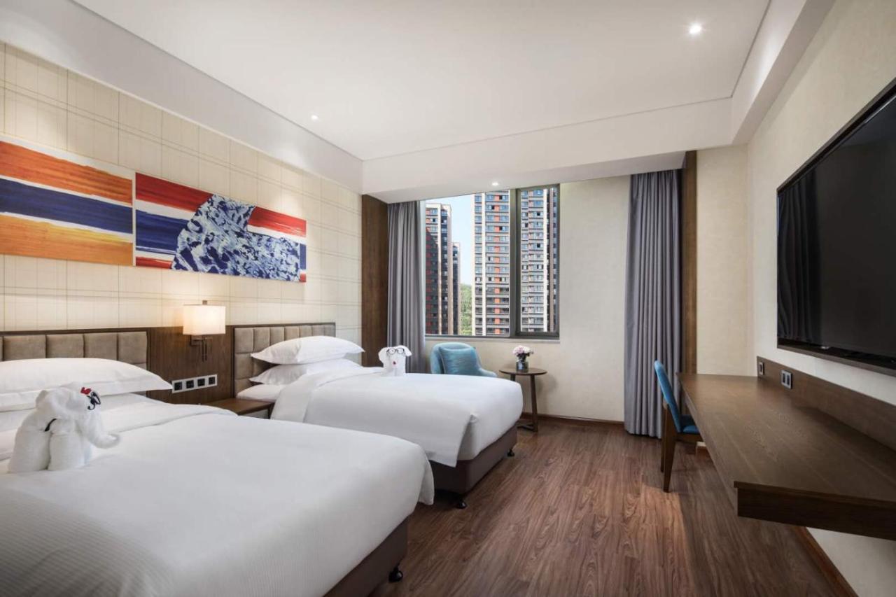 Hotel Ramada By Wyndham Baoji Jintai Zewnętrze zdjęcie